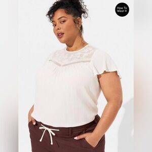 Torrid Washable Crinkle Gauze Flutter Sleeve Lace Mix Top Off White Cream Size 5